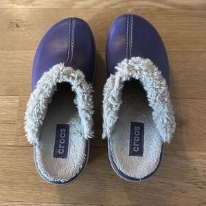 Crocs purple clogs